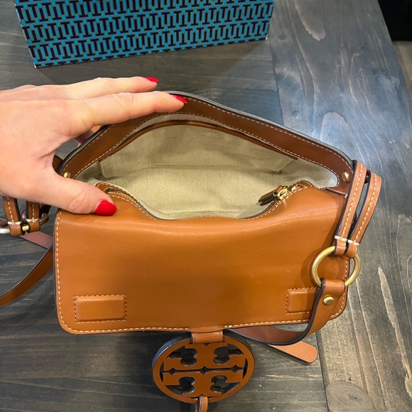 Tory Burch Miller Metal  Crossbody Bag - Picture 12 of 16